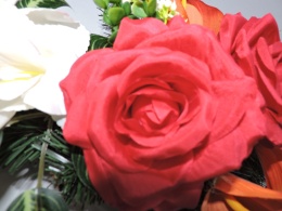 Stroik Kompozycja Dekoracja z Kwiatów Sztucznych Wiązanka na Cmentarz Dzień Babci