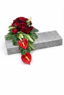 Stroik nagrobny Moja Pasja - Czerwona Elegancja