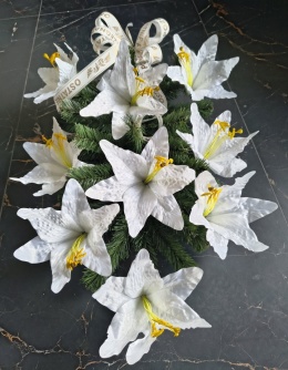 Wiązanka Pogrzebowa Wieniec na Pomnik Stroik Cmentarz Ostatnie Pożegnanie Własny Napis